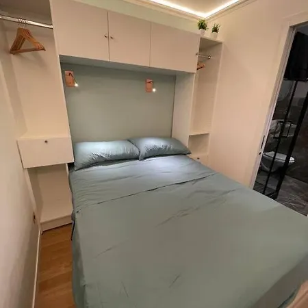 Apartman Cosy 8e Champs Elysees Miromesnil *