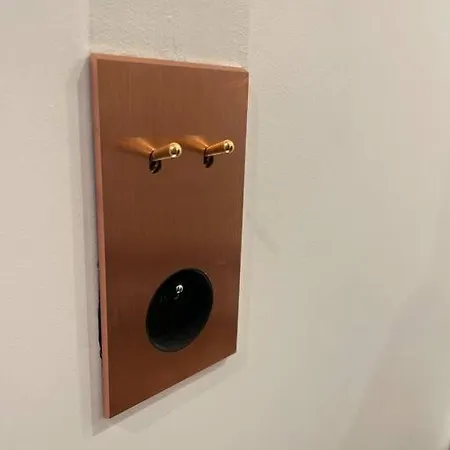 Cosy 8e Champs Elysees Miromesnil